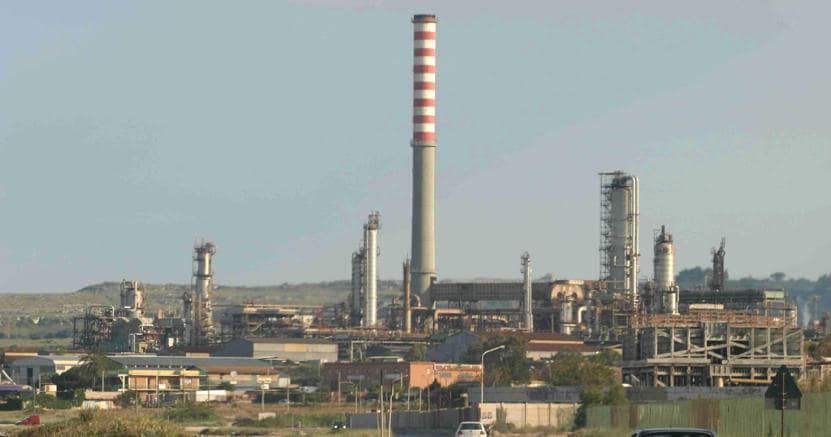 Disposto sequestro per due impianti del polo petrolchimico di Siracusa Il Sole 24 ORE